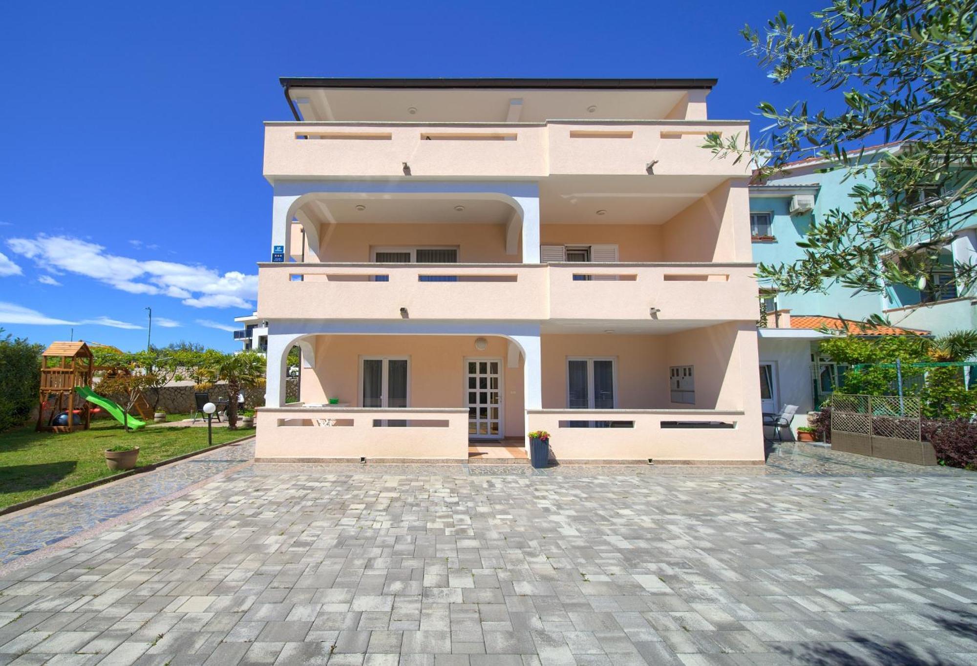 Apartmani Assa Krk Krk Town Exterior photo